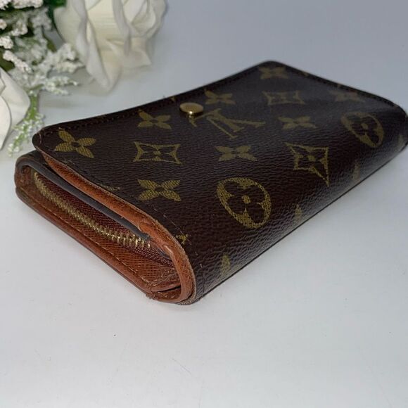 AuthenticâLouisâVuittonâMonogramâTresorâWallet - Picture 9 of 16